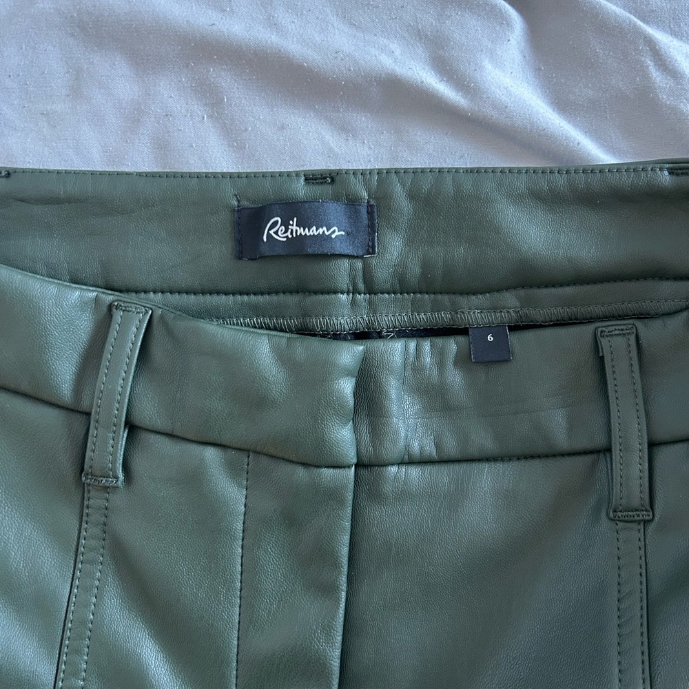 Reitmans Dark Green Wide Leg Faux Leather Pants - Picture 3 of 5
